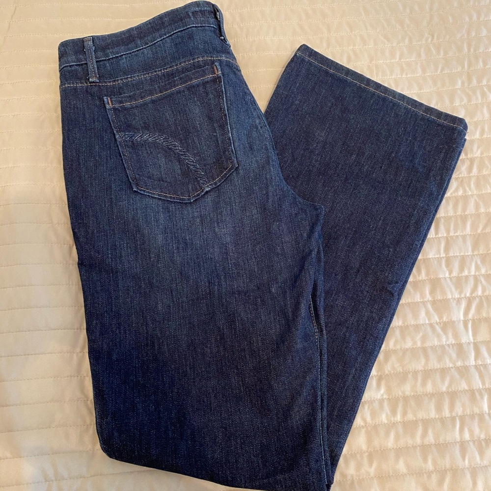 Joe’s Jean flare style